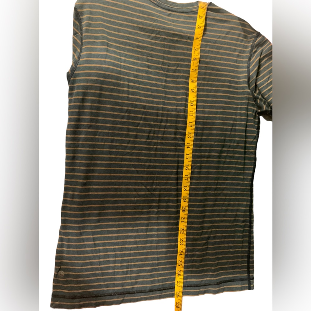 ** 🍋Lululemon 5 Year Basic T Shirt - Picture 5 of 6